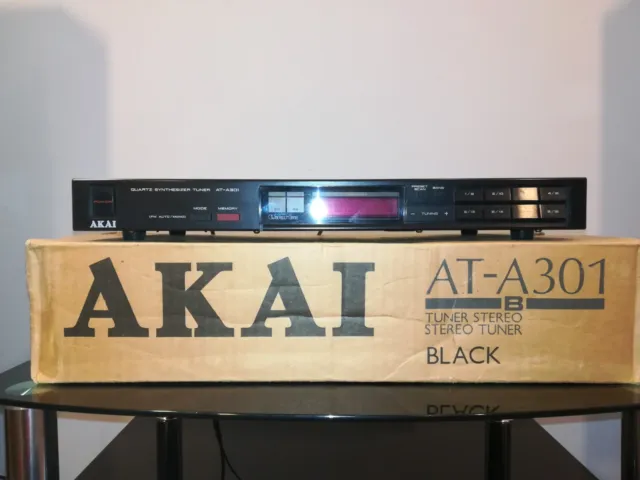 AKAI AT-A 301 stereo tuner quartz synthesizer