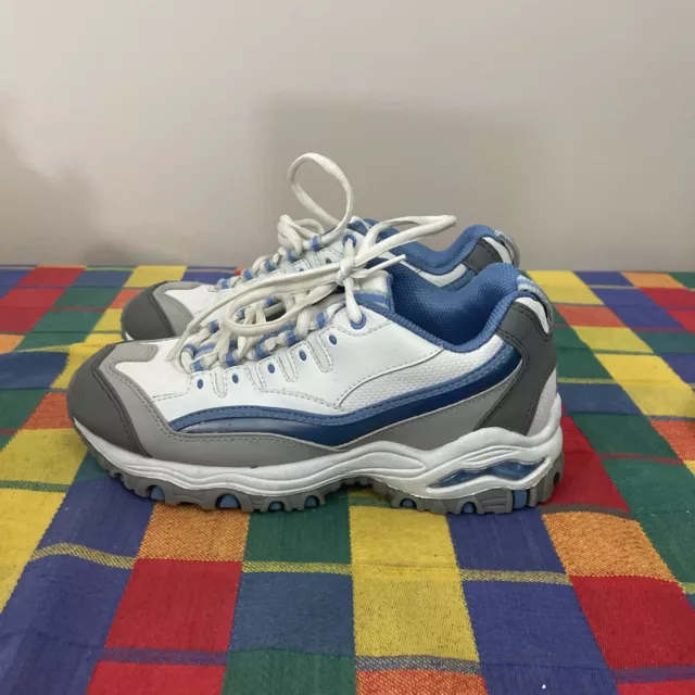 Cross trekkers tennis shoes hot sale