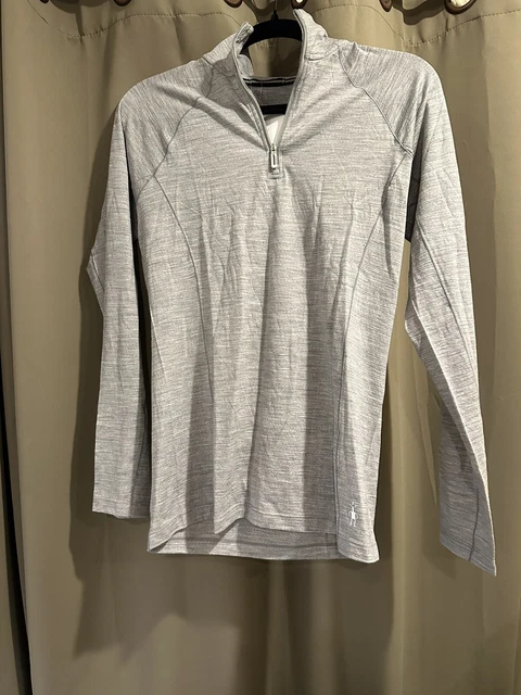 $90 NWT SMARTWOOL Women’s Merino 150 Base Layer 1/4 Zip Top Small Light Gray