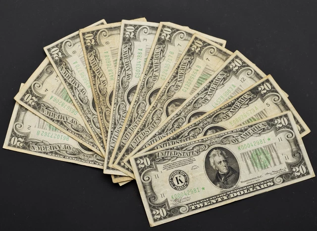 10 Pcs 1934, A, B, C, D $20 Federal Reserve Notes 1 Star Note Light Green Seal