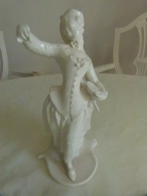 ältere Nymphenburg Figur zu verkaufen