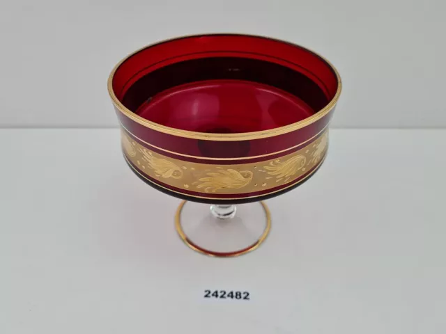 Fußschale Konfektschale rot gold Relief Böhmisches Glas? #242482