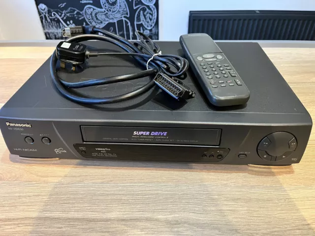 Panasonic Video Tape Player/Recorder Vcr Ntsc & Pal Playback Nv-Hd630B Qlink Vhs