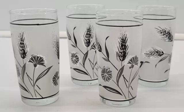 *MM3) Lot of 4 Libbey Glass Company Silver Foliage Wheat 4oz Flat Juice Glasses
