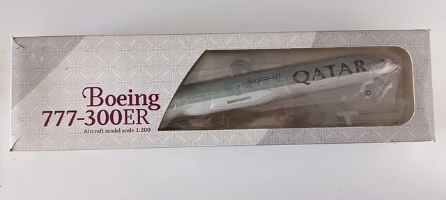 Maquette Avion Boeing 777-300ER United Airlines – Échelle 1/150 – 18,5 Cm – Neuf