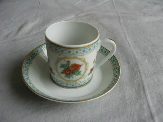 Très jolie tasse porcelaine de Limoges Haviland, modèle Empress Josephine N°5