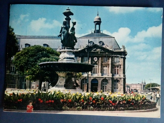 Cpsm Cpm 33 Gironde Bordeaux Place De La Bourse Les Trois Graces