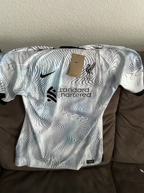 FC Liverpool Trikot Replica *NEU*