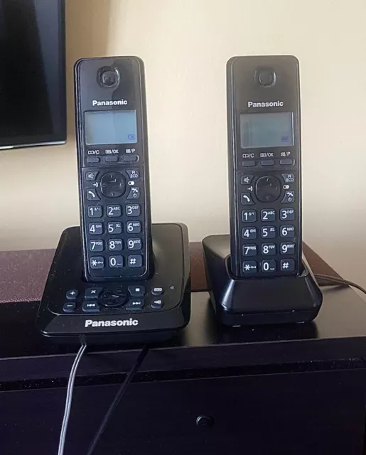 PANASONIC Digital CordlessTelephone Answer Phone KX-TG2721E + HANDSET BUNDLE