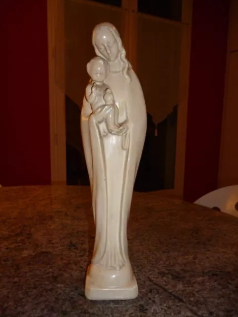 Belle Statue Peinte En Platre De La Vierge A L'enfant 30 Cm Etat Correct