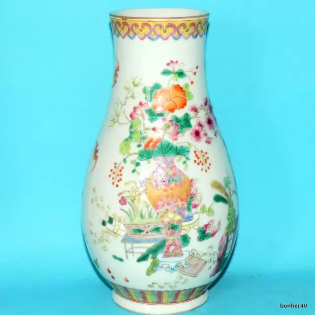 Chinese Porcelain Antique 19Thc Famille Rose Vase Jia Qing Marked