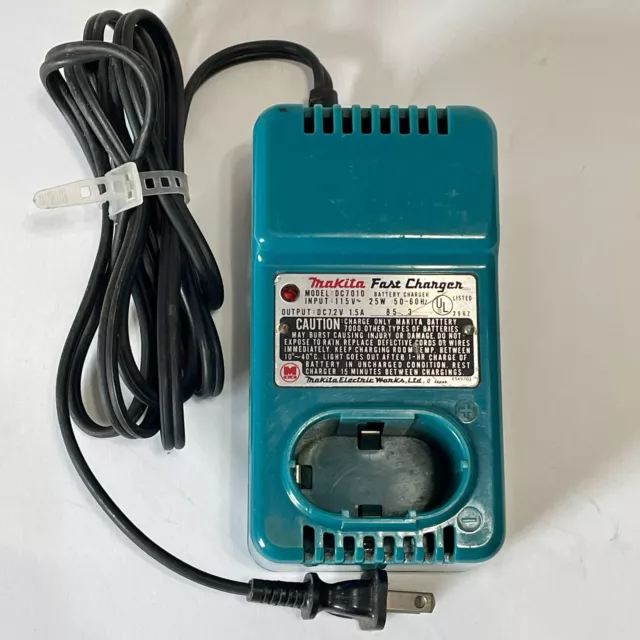 https://www.picclickimg.com/Sc4AAOSwoZVka5oX/Makita-Fast-Charger-Battery-Charger-Model-DC7010.webp