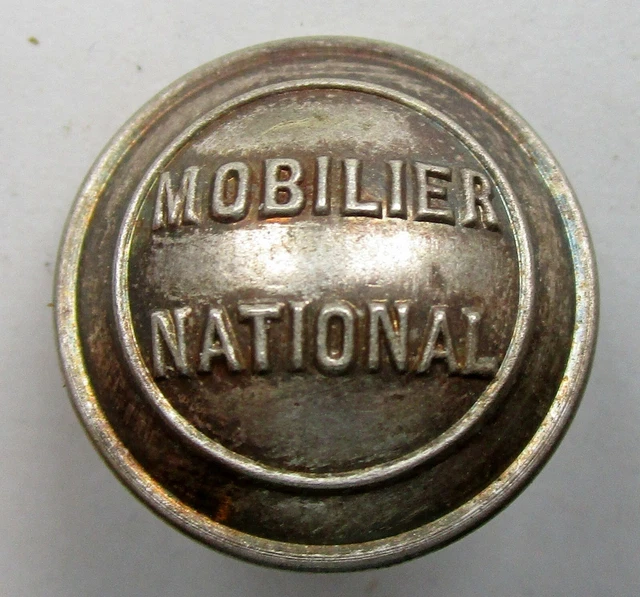 Bouton bombé métal argenté du 19é pour le  "Mobilier National" , de 22 mm