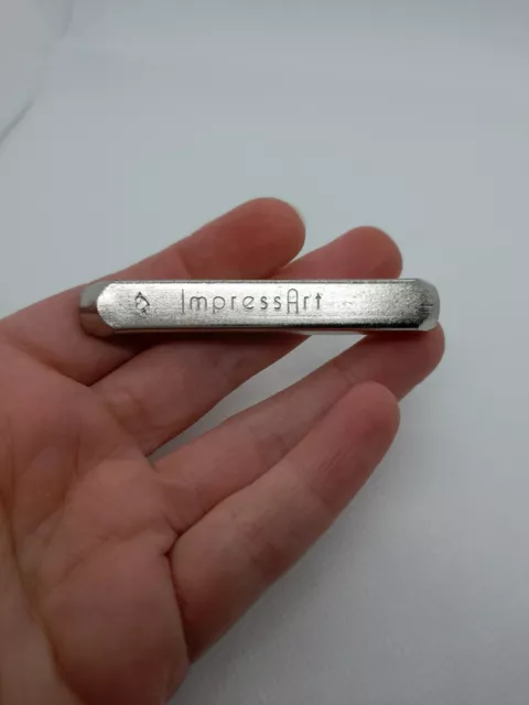 Impress Art Estampilla de Metal Corazón con Flecha 6mm Totalmente Nuevo