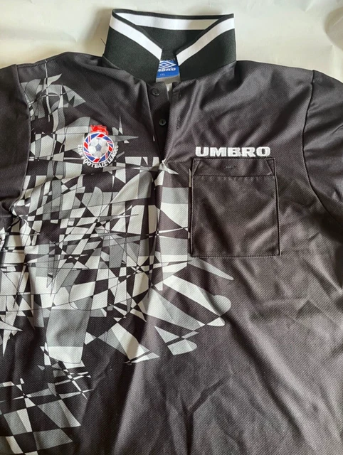 Football Retro 90's Referee Shirt By Umbro. The Football League. XXL. Soccer Football Retro 90's Referee Shirt By Umbro. The Football League. XXL. Soccer
