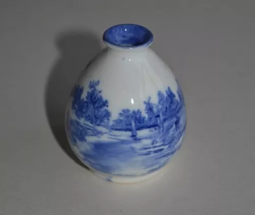 Royal Doulton  Miniature Vase "Norfolk" seriesware