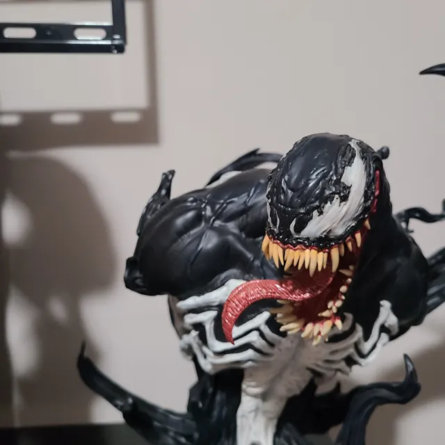 Rare XM Studios Venom Symbiote Bust - Klyntar Excellent condition authentic