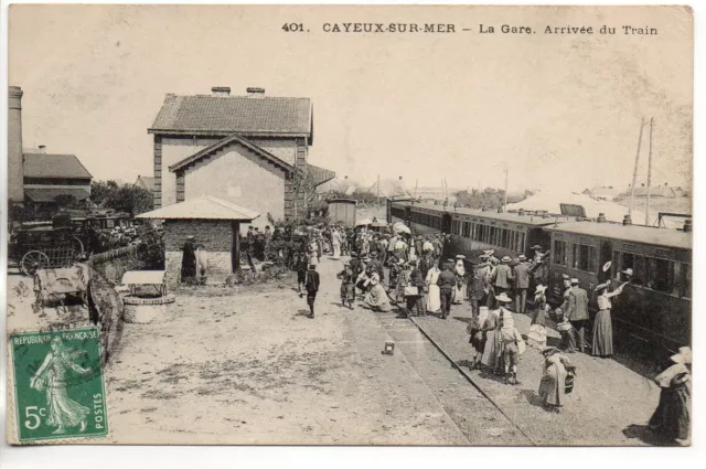 CAYEUX SUR MER - Somme - CPA 80 - la gare - l' arrivée du train