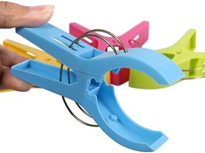 Set di 8 mollette grandi in plastica per telo mare ACAMPTAR 