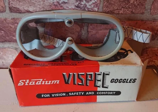 NOS VINTAGE VISPEC Stadium Motorcycle Goggles Fit Over Glasses 