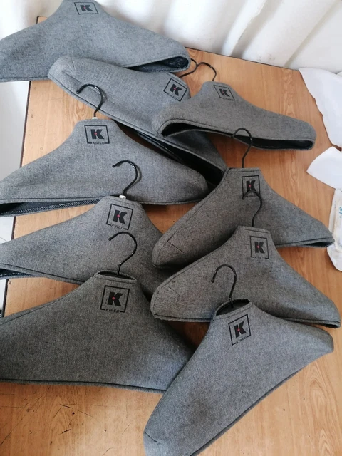 Appendiabiti KIRED by kiton Usate Plastica Nero Effetto Legno Rivestite Grigio