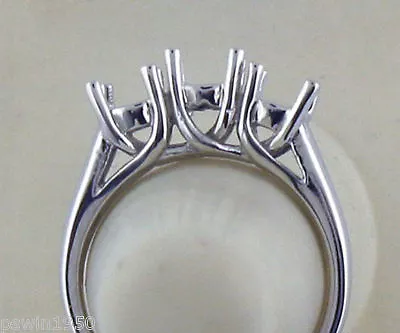 Three Stone Ring Setting Center 1.5Ct Side 1.00Ct 14K White Gold For 3.5Ct Tw