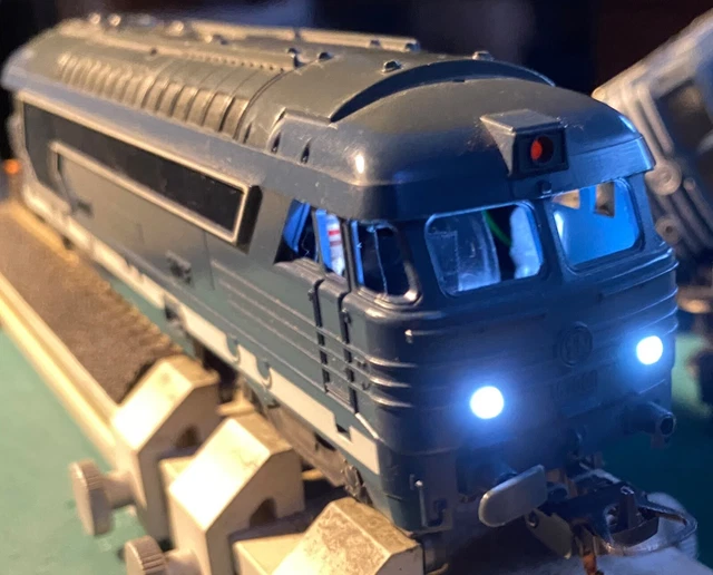 Locomotive diesel echelle N - Modélisme
