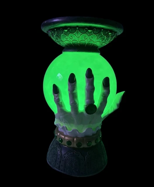 BATH & BODY Works Halloween 2023 Crystal Ball Color Change Candle