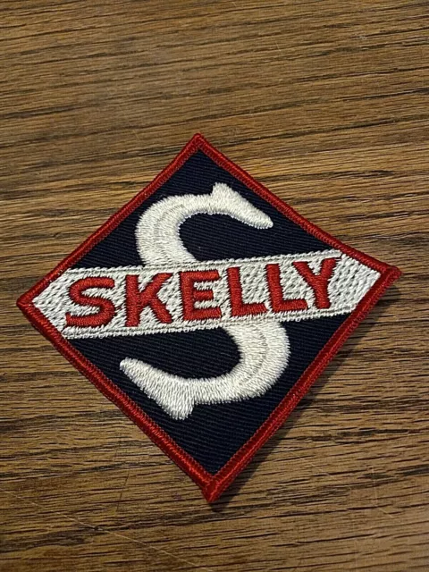 VINTAGE Embroidered Automotive Gasoline Patch UNUSED - SKELLY 3"