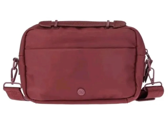 Samantha Brown Essential Crossbody Bag with Removable/Adjusting Strap - Burgundy