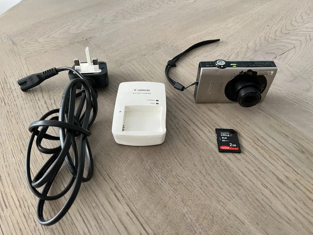 Canon IXUS 85 IS 10.0MP Camera with charger, battery and 2GB SD card