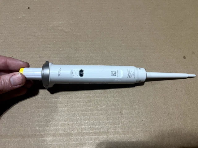 Eppendorf Reference 2 Adjustable Volume Single Channel Pipette 10-100ul