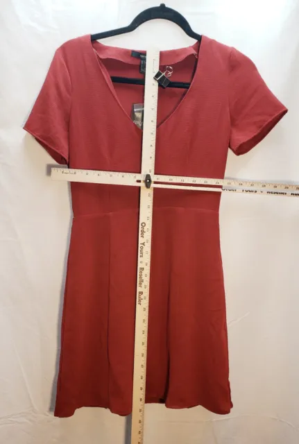 Forever 21 Burgandy Red Fit and Flare Skater Dress V-Neck Button Size Small 3