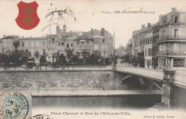 CPA 55 VERDUN Place Chevert et Rue de l'Hotel de Ville