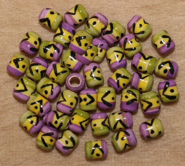 25 handbemalte Peru Keramik Perlen, 6mm Walze Zylinder grün lila Perle Basteln