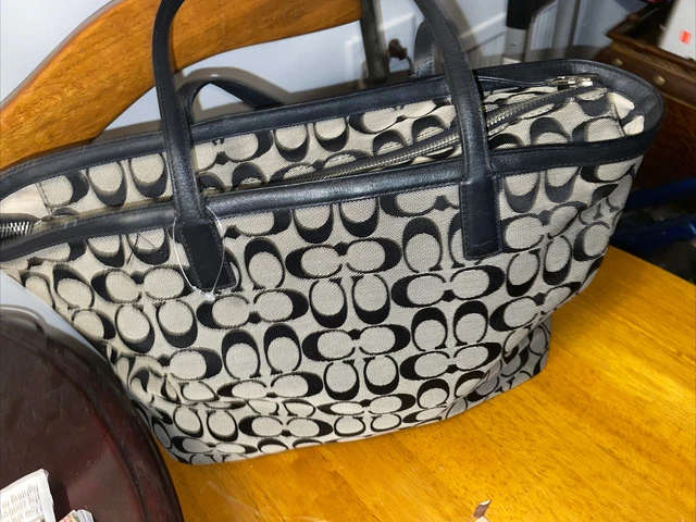 Coach Logo Tote Very Good Condition/Clean FREE SHIPPING