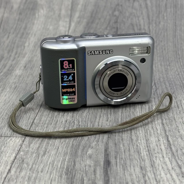 SAMSUNG DIGIMAX S800 Digital Camera Silver FAULTY SPARES