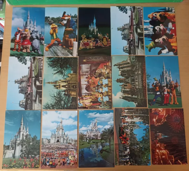 Lot cartes postales Disney vintage