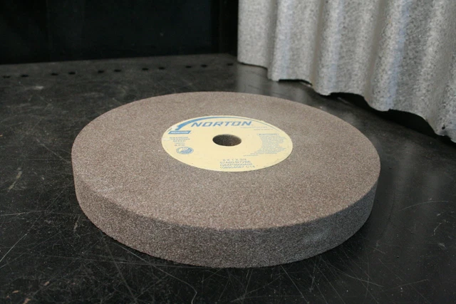 Bench grinding wheel NORTON 57A60-N7VBE 8 '' x 1 '' x 3/4 ''