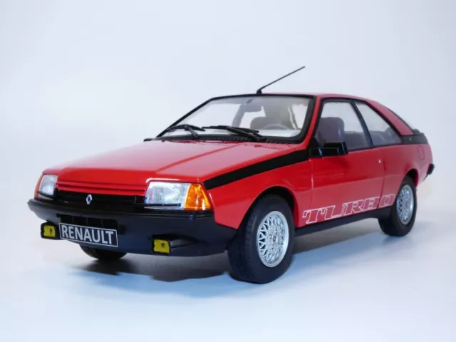 RENAULT FUEGO TURBO rouge 1/18