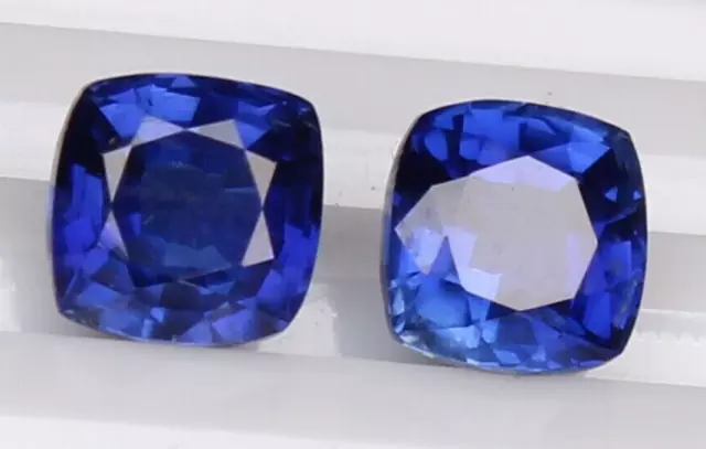 Par de pendientes, 2 piezas, 5,90 quilates, zafiro azul, piedra preciosa...