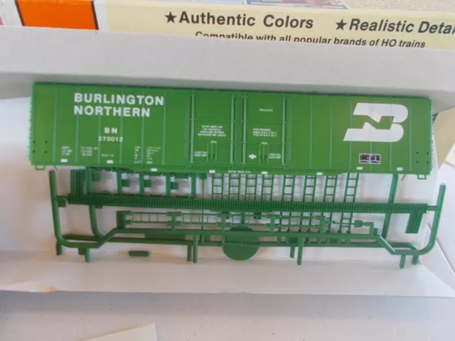 Con-Cor 60'Greenville Boxcar Kit-Burlington Northern 1/87 Ho Scale Lot B