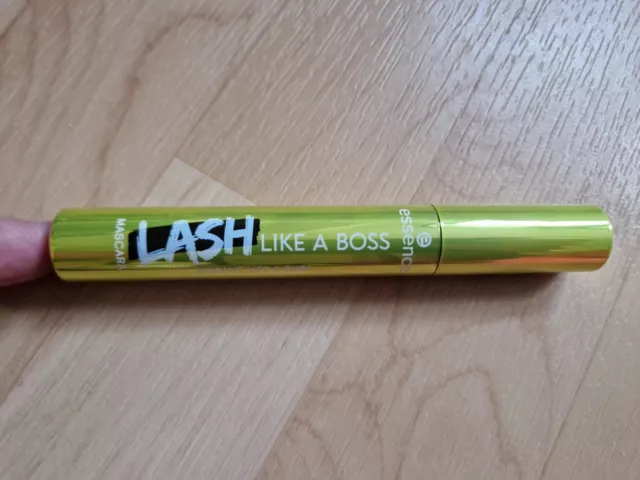 essence LASH LIKE A BOSS INSTANT LIFT & CURL MASCARA 👀