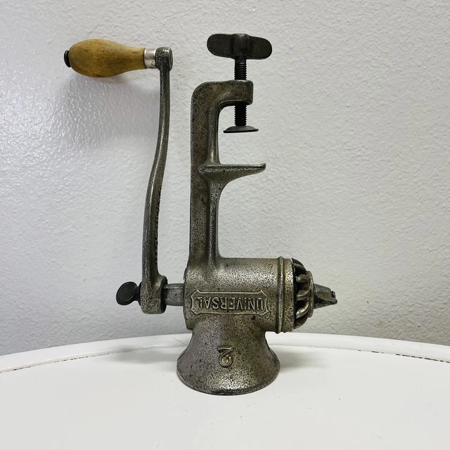 VINTAGE UNIVERSAL &NO 2" Cast Iron FOOD & MEAT GRINDER MADE IN USA 12.