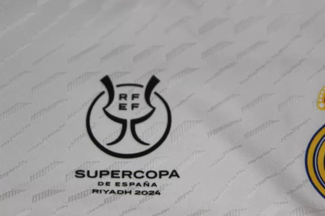 Camiseta Real Madrid De La Supercopa España 2024 Adidas Talla L Nº 7 Vini Jr. 3