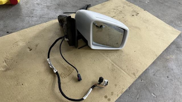 A1668109800 Mercedes X166 Gl S W166 ML Gle Mirror Camera Blind Spot Assist Right