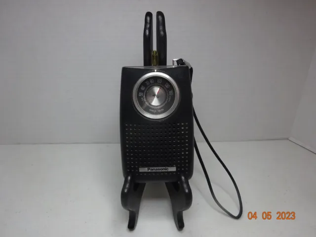 Radio AM negra vintage Panasonic R-1052, solo piezas