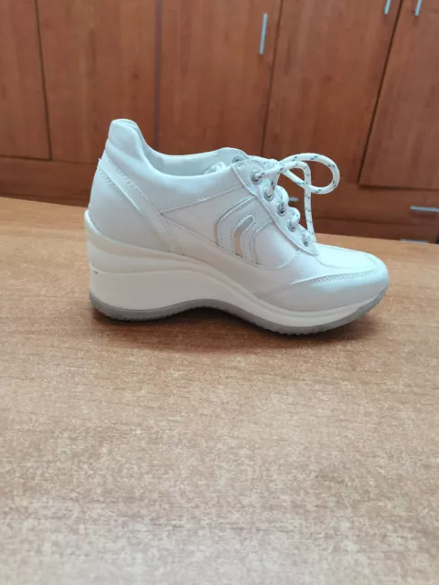 SNEAKERS GEOX DONNA POCO USATE BIANCHE NUMERO 35 EUR 20 00 PicClick IT