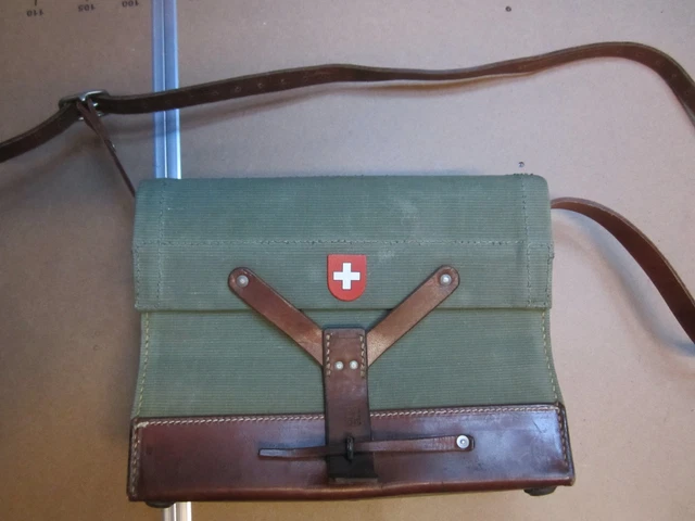 Gamelle / Gamelle De L'Armée Suisse SIGG 44 - Design Walter Maurer - Occasion En Très Bon État