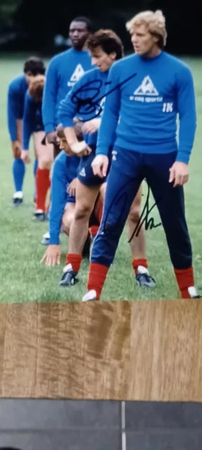 CHELSEA - KERRY DIXON and  PAT NEVIN - HAND SIGNED  PHOTO